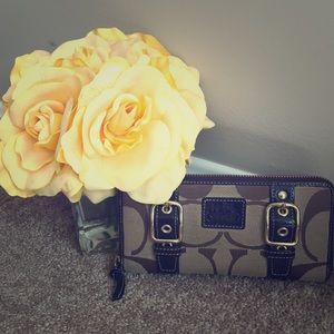 Authentic Coach Wallet